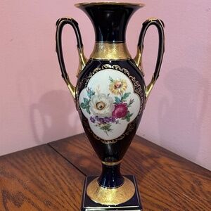 Lindner Kueps Bavaria Cobalt Blue & Gold Porcelain Hand-Painted Vase